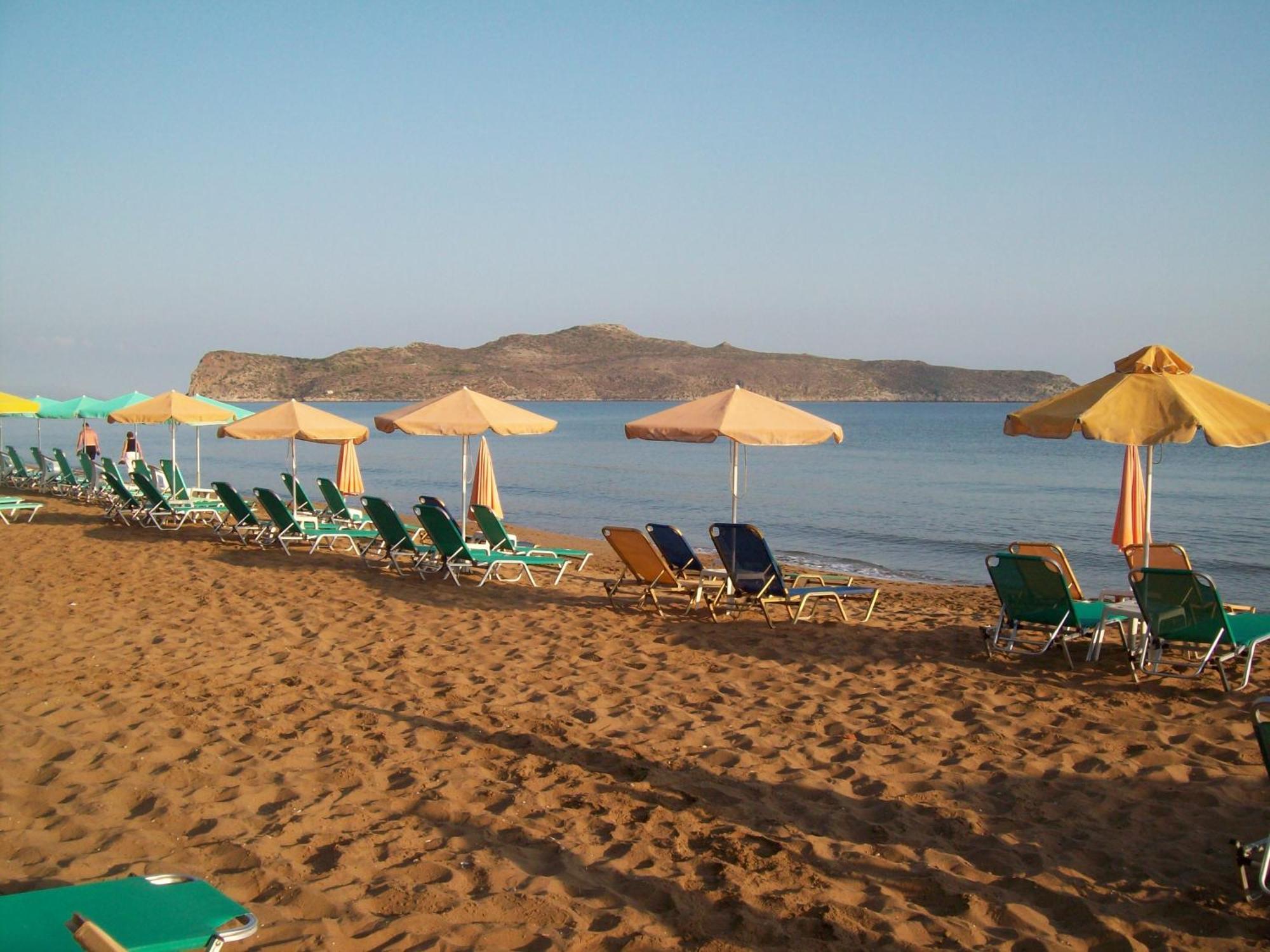 Kato Stalos Beach Dış mekan fotoğraf
