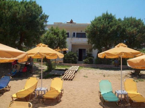Kato Stalos Beach Dış mekan fotoğraf