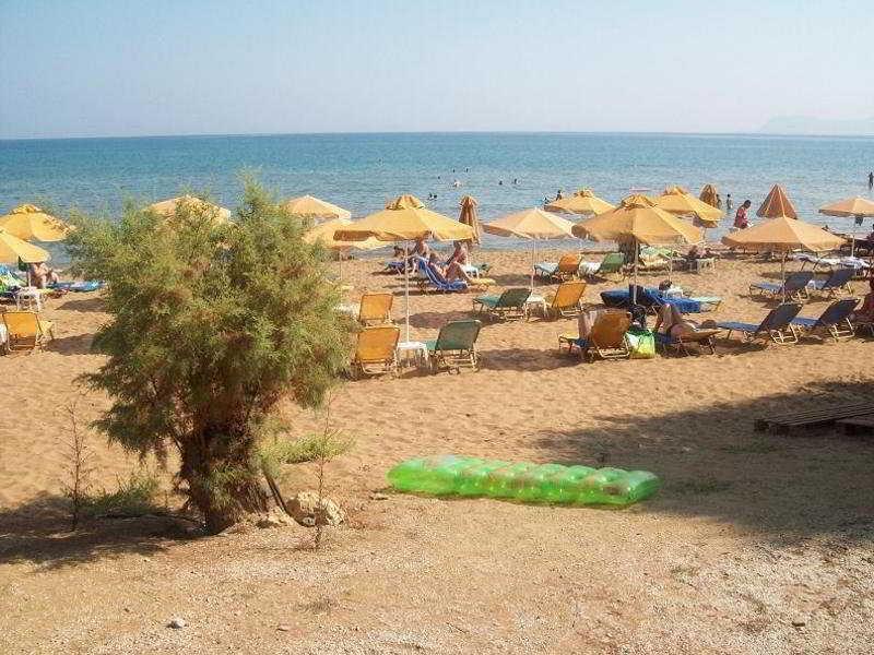 Kato Stalos Beach Dış mekan fotoğraf